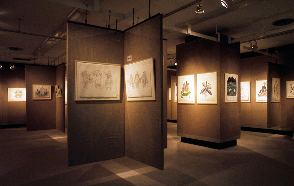 Art Canada Institute, Installation view of the exhibition Pitseolak at Simon Fraser Gallery, Vancouver, 1976
