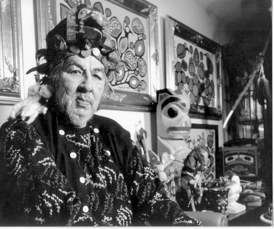 Art Canada Institute, Norval Morrisseau at home in White Rock, BC, 1996